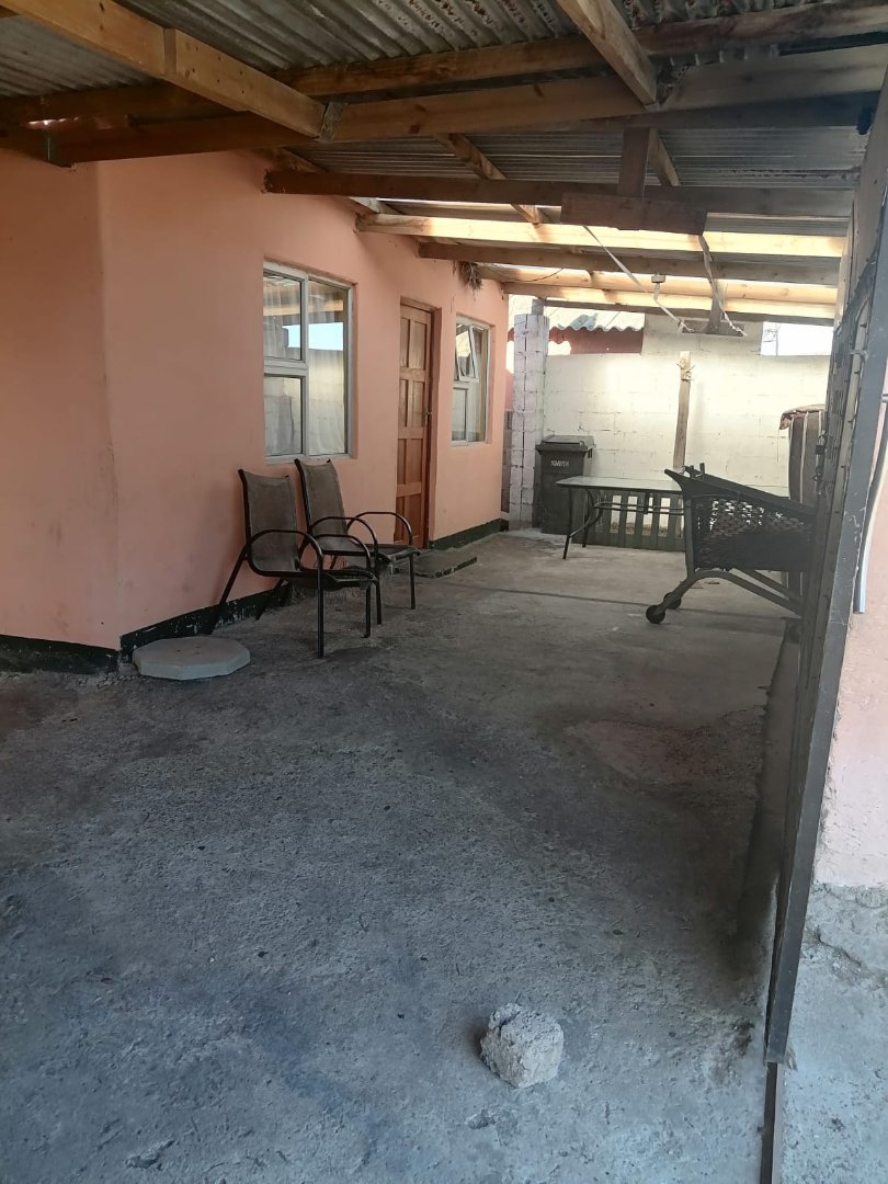 2 Bedroom Property for Sale in New Brighton Eastern Cape